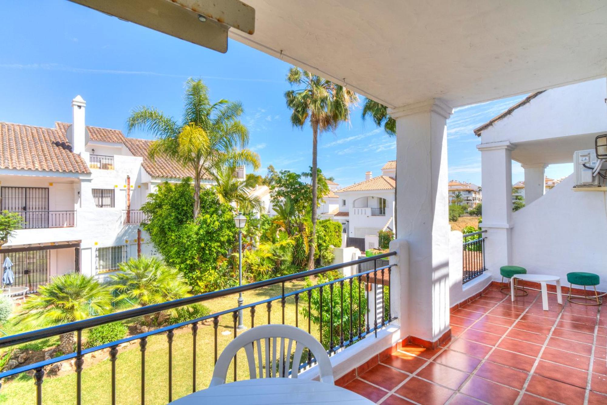 Serenity Luxury , Puerto Banus マルベーリャ エクステリア 写真