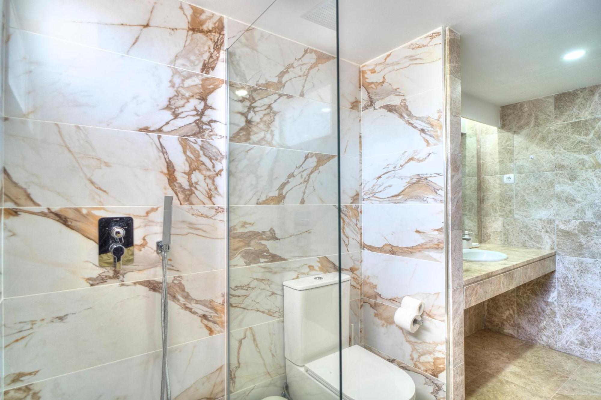 Serenity Luxury , Puerto Banus マルベーリャ エクステリア 写真