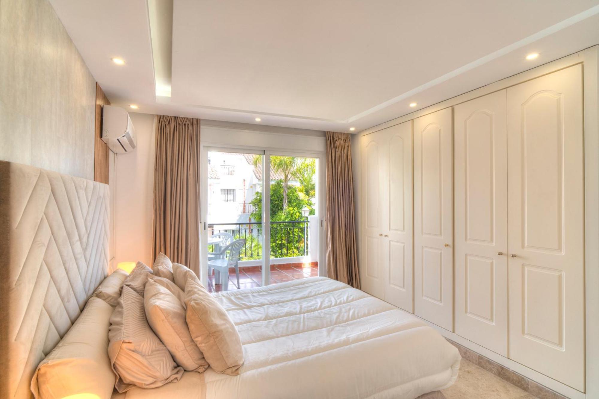 Serenity Luxury , Puerto Banus マルベーリャ エクステリア 写真