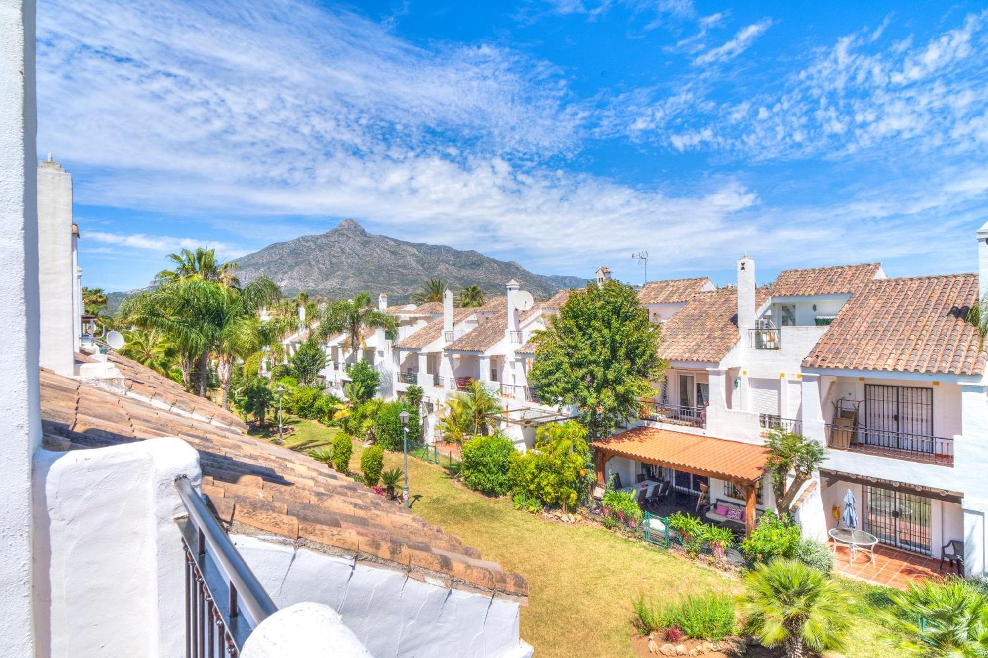 Serenity Luxury , Puerto Banus マルベーリャ エクステリア 写真
