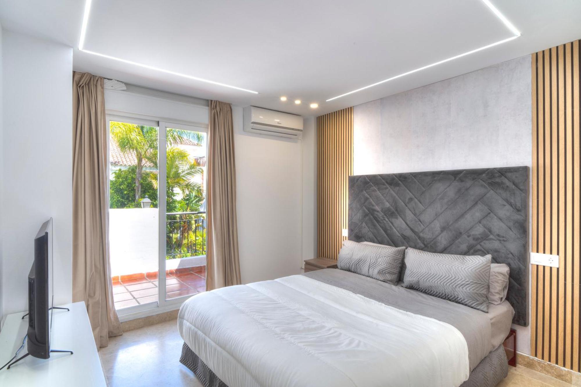Serenity Luxury , Puerto Banus マルベーリャ エクステリア 写真