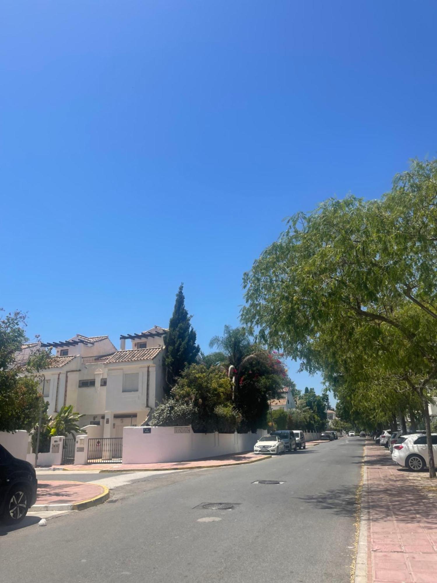 Serenity Luxury , Puerto Banus マルベーリャ エクステリア 写真