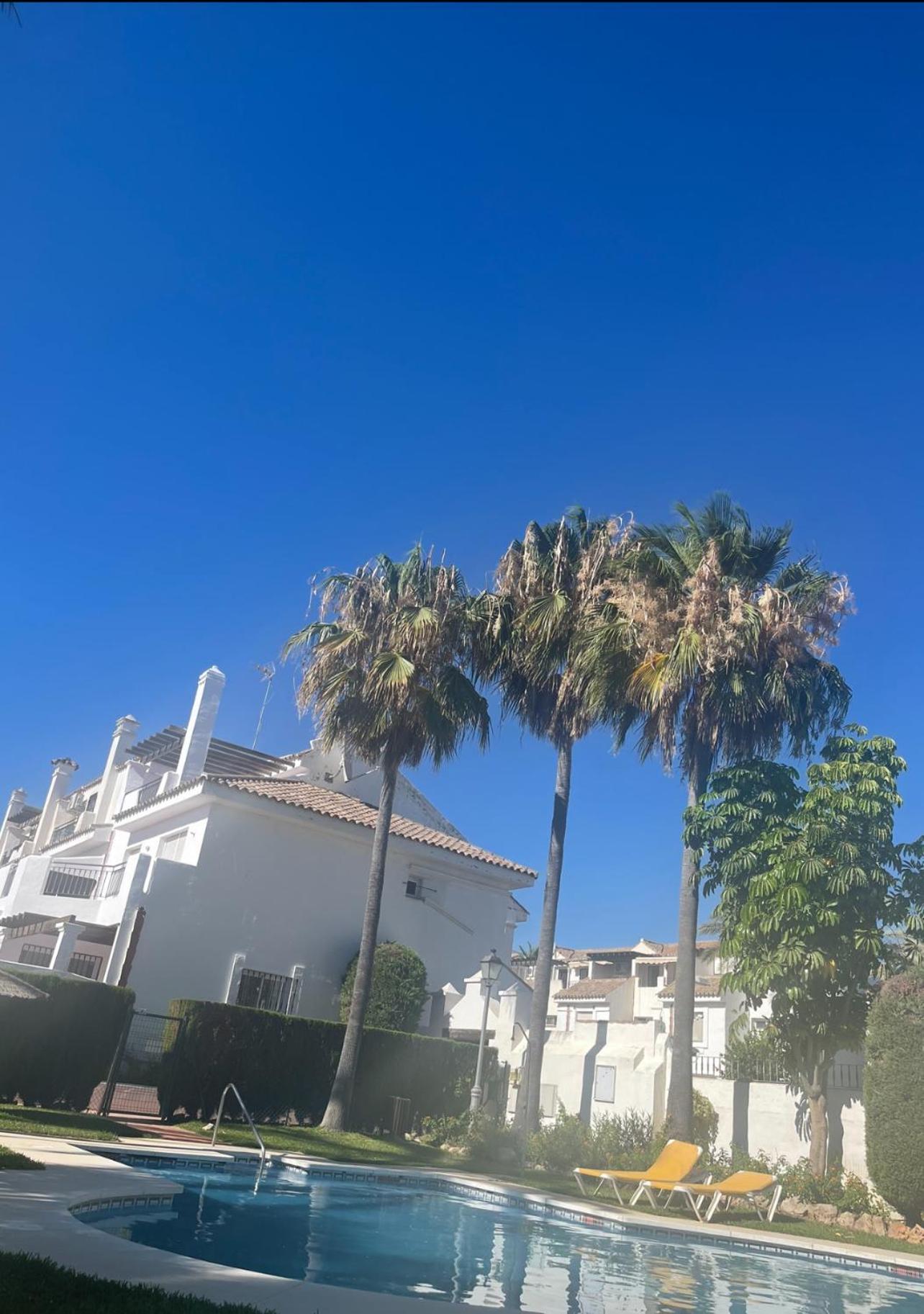 Serenity Luxury , Puerto Banus マルベーリャ エクステリア 写真