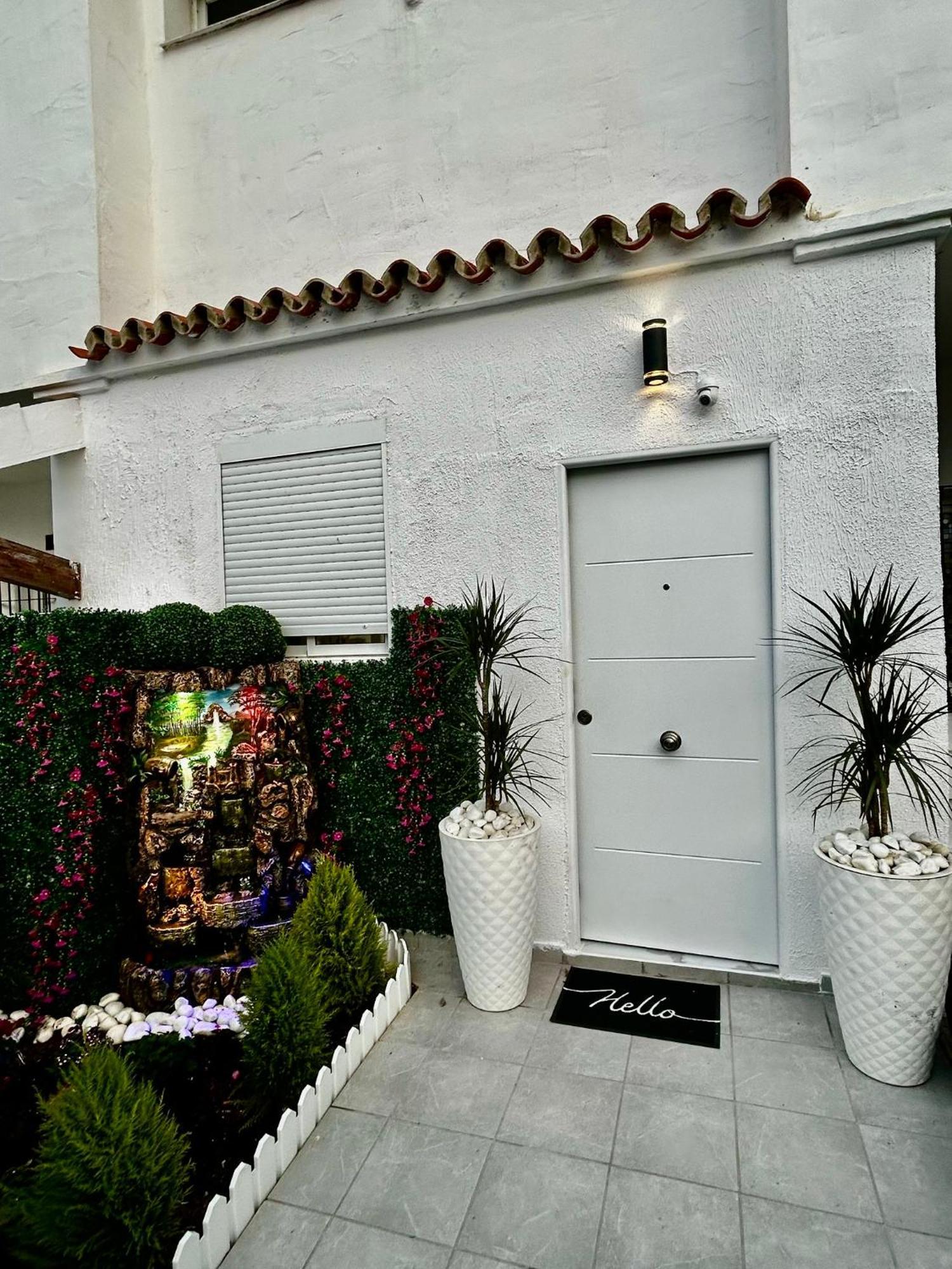 Serenity Luxury , Puerto Banus マルベーリャ エクステリア 写真